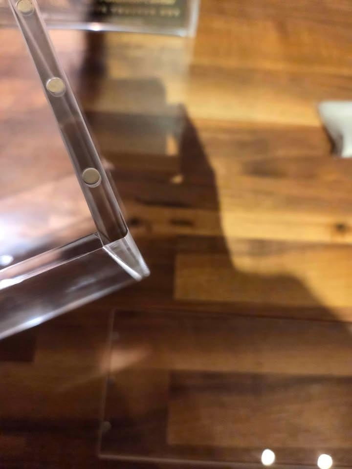 Acrylic Display Case 4 Pack Y61530