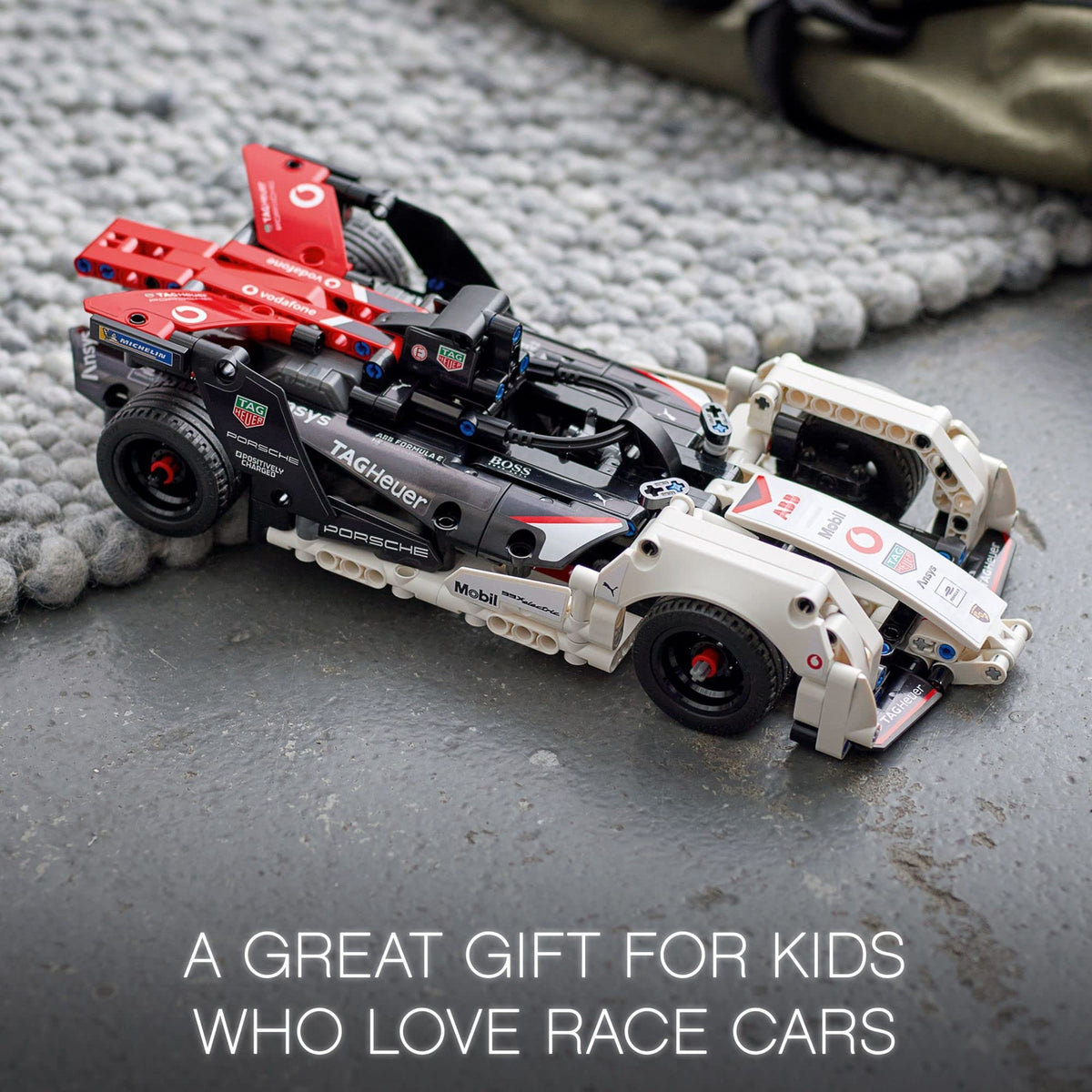 Pull-Back Race Car Model Building Set G67133
